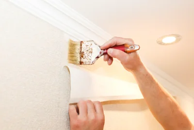 Pose de papier peint à Gombergean — revêtements muraux et toiles de verre